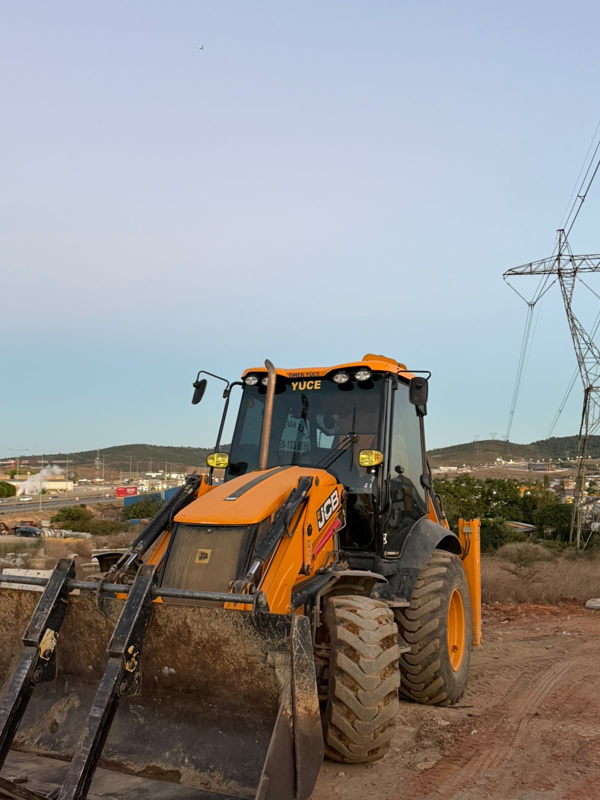 Yüce Hafriyat JCB Kepçe Kazı Sahası